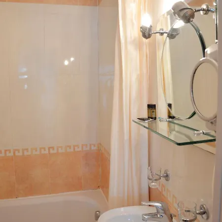 Art Pythia Boutique Hotel