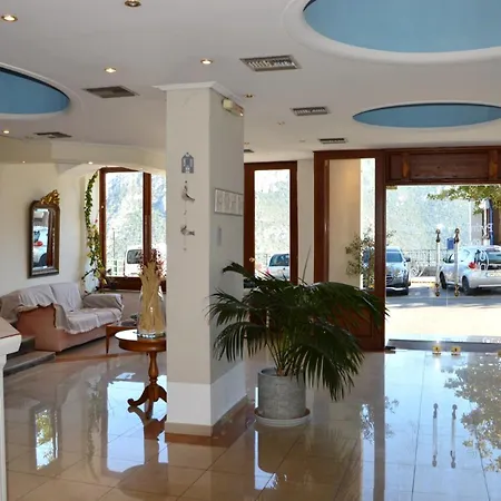 Art Pythia Boutique 3*